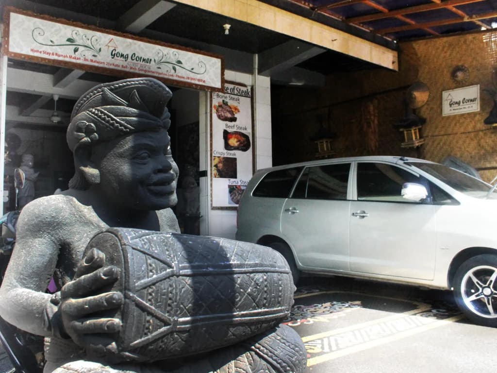Gong Corner Guesthouse - photo 17