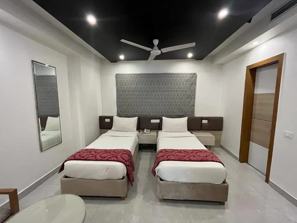 Iris Park Hotel - photo 28