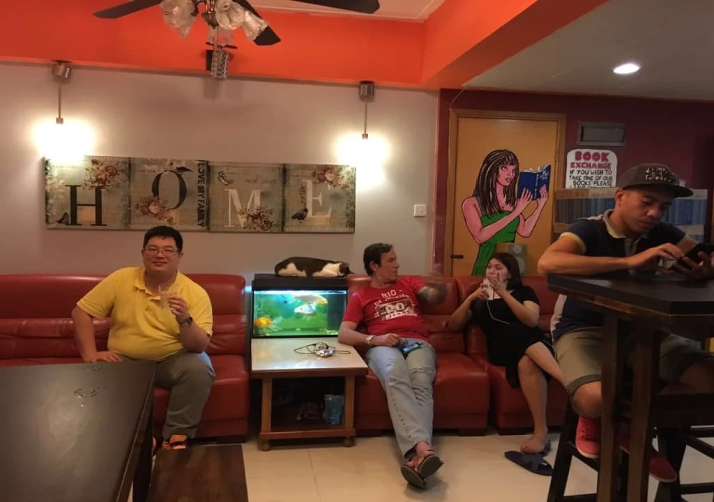 Hong Kong Inn - photo 15