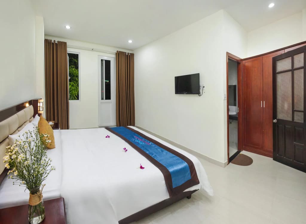 Onion Hotel & Apartments - photo 3
