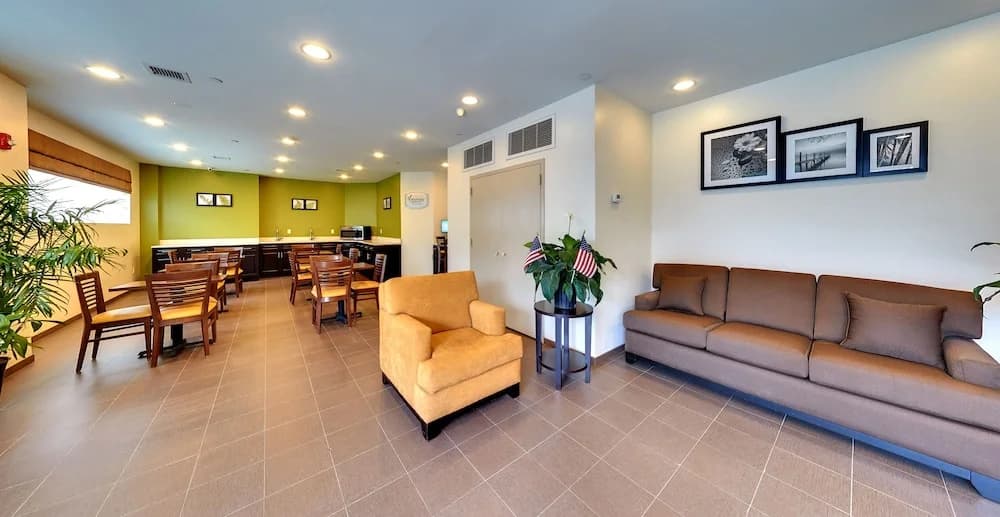 Sleep Inn near JFK AirTrain - photo 7