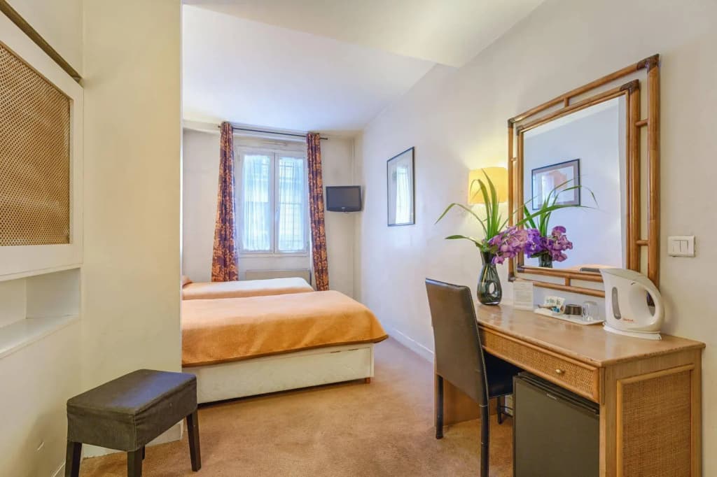 Hôtel Charing Cross - photo 4