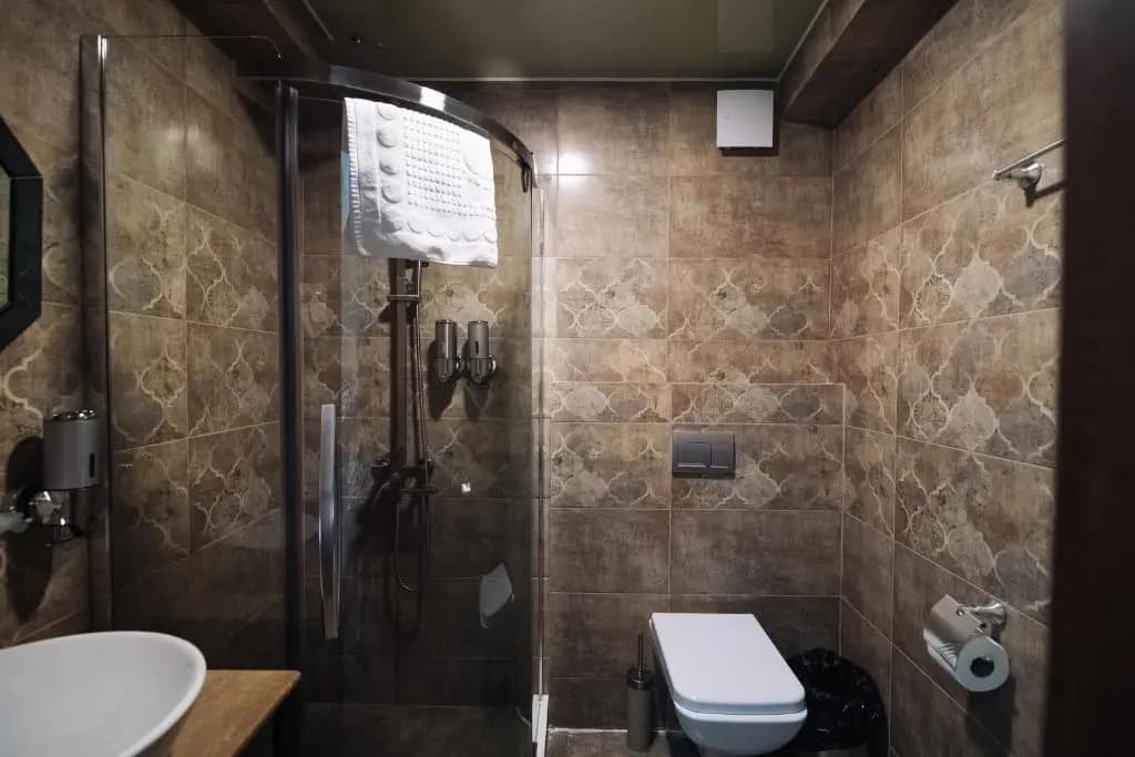 Royal Plaza Hotel - photo 8