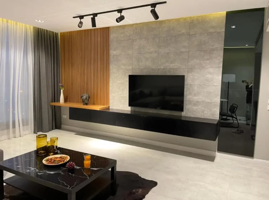 Midtown Penthouse with roof - photo 5