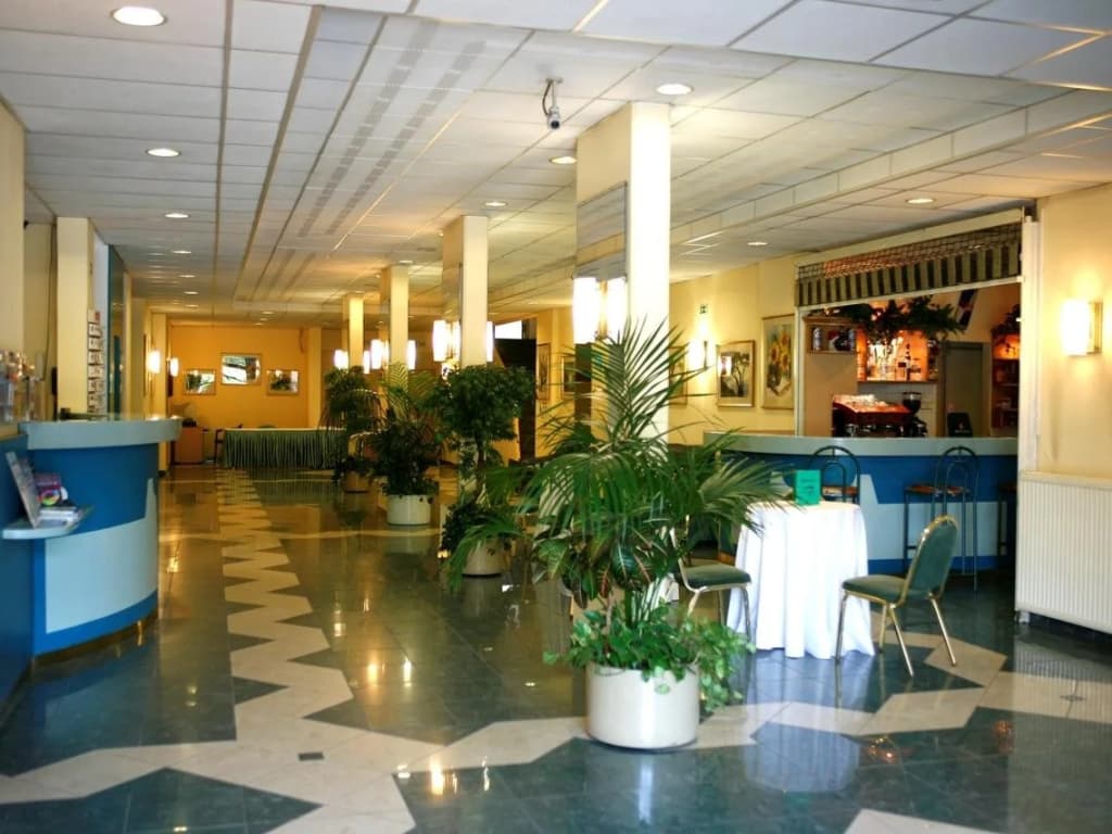 Hotel Bara Budapest - photo 2