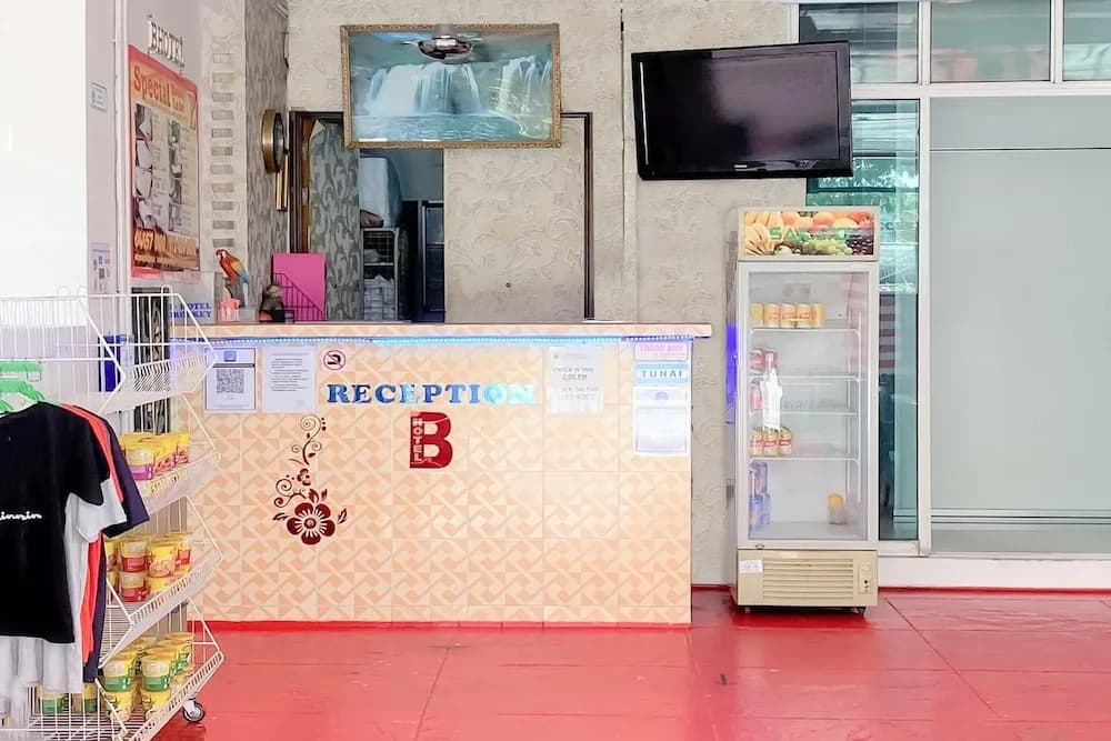 B Hotel - photo 11
