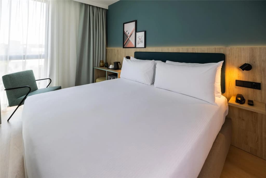 Spark By Hilton Madrid Alcala - photo 14