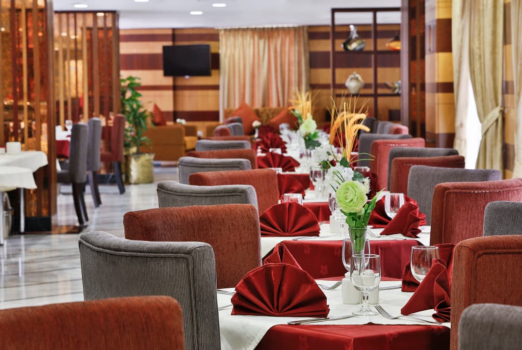 Gateway Hotel - photo 22