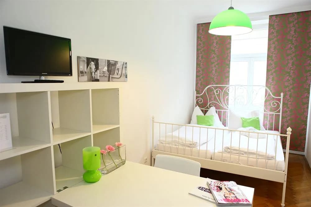 Hostel  Guesthouse Kaiser 23 - photo 6