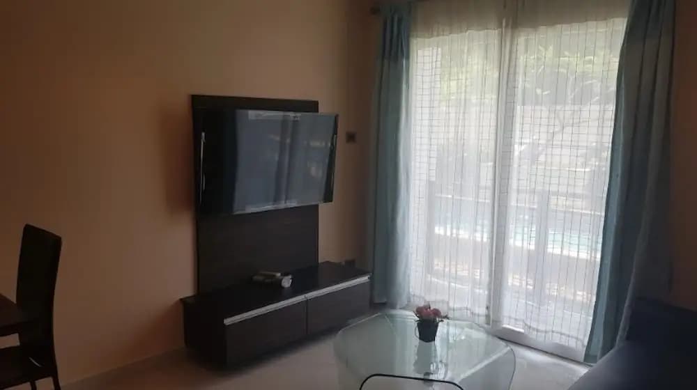 Park Lane Residence in Floor 1 Room 112 - photo 2