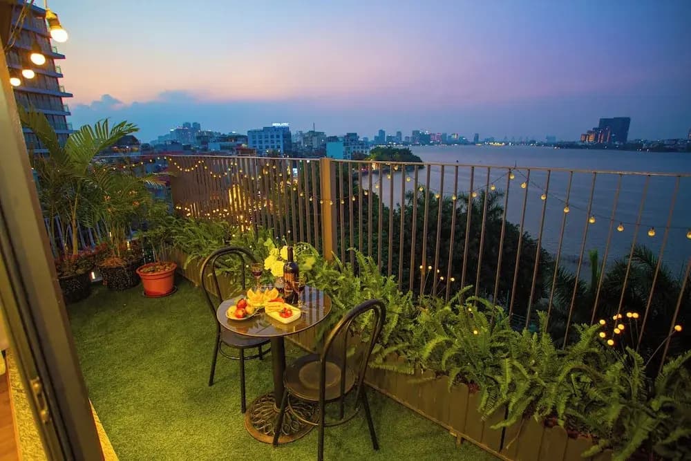 Lake View Hotel - photo 11