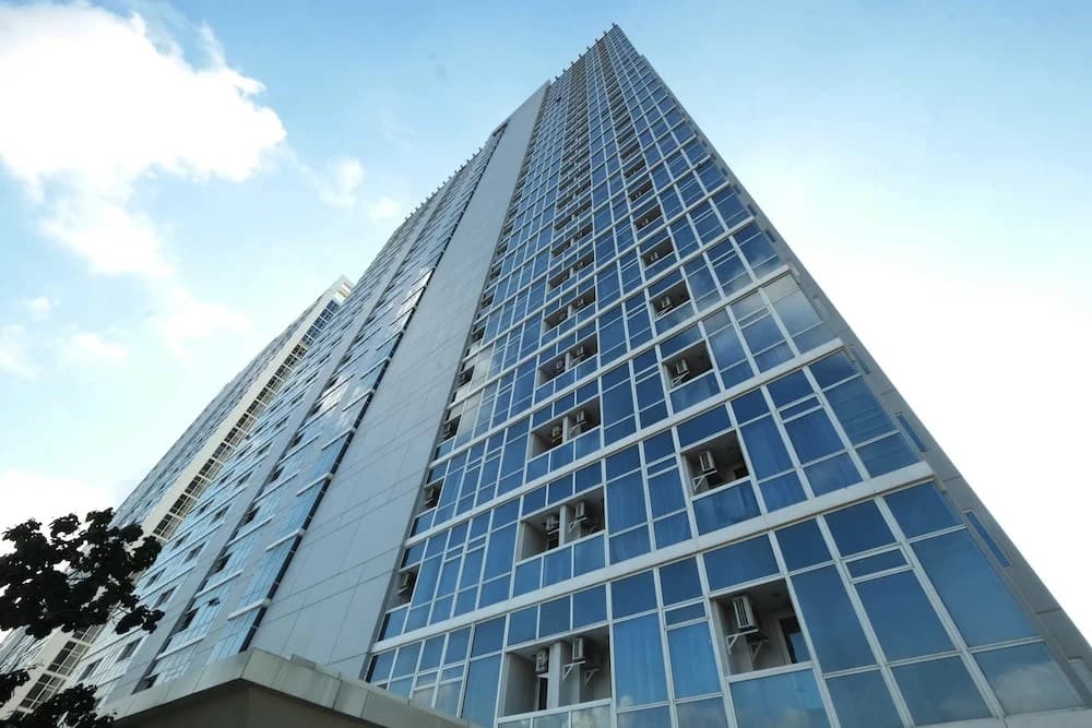 Modern Studio Menteng Park Apartment - photo 1