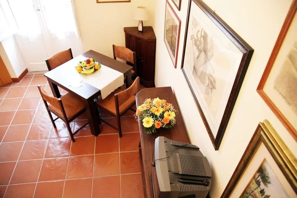 Casa Visconti's St. Peter - photo 3