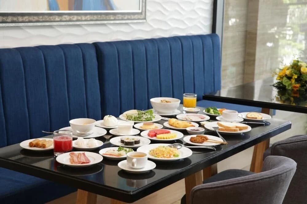 Sun River Hotel & Apartment - photo 14