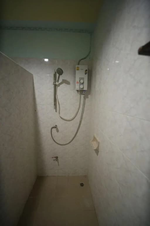 Cube Hostel Krabi - photo 13