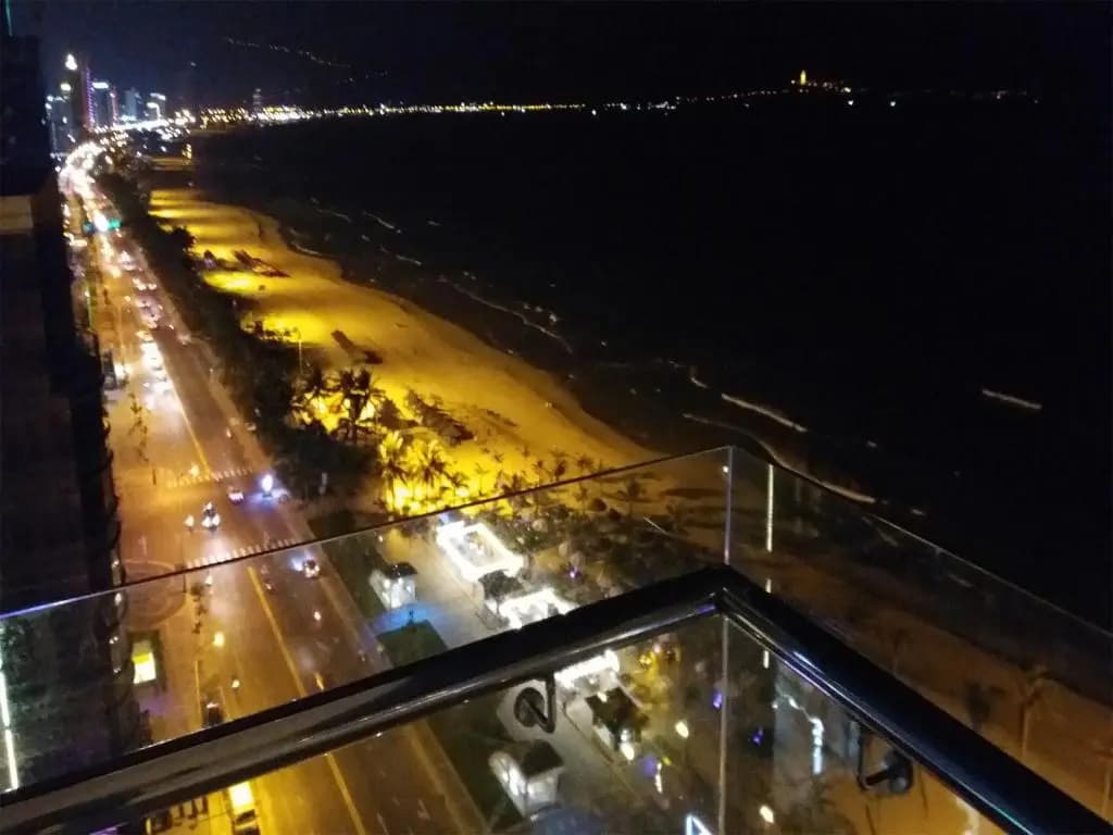 Yarra Ocean Suites Danang - photo 25