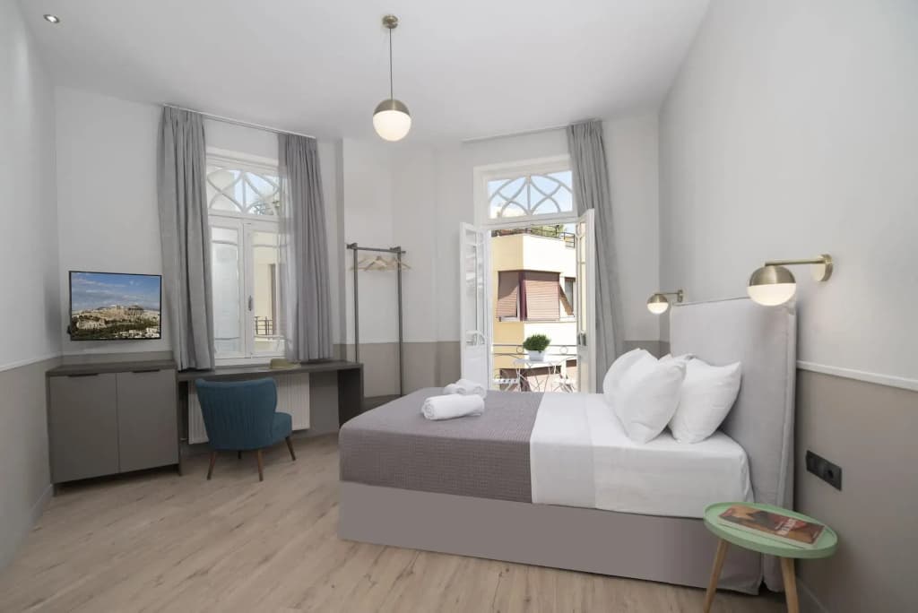 Plaka Arch Suites - photo 2