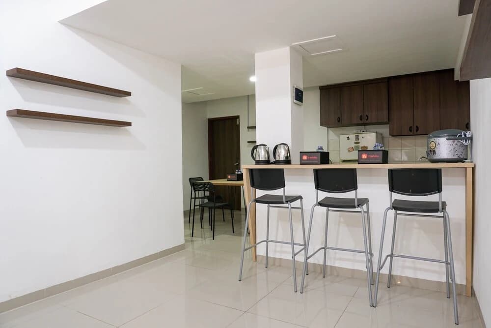 Minimalist Studio 1st Floor at Meruya 8 Puri Kembangan - photo 15