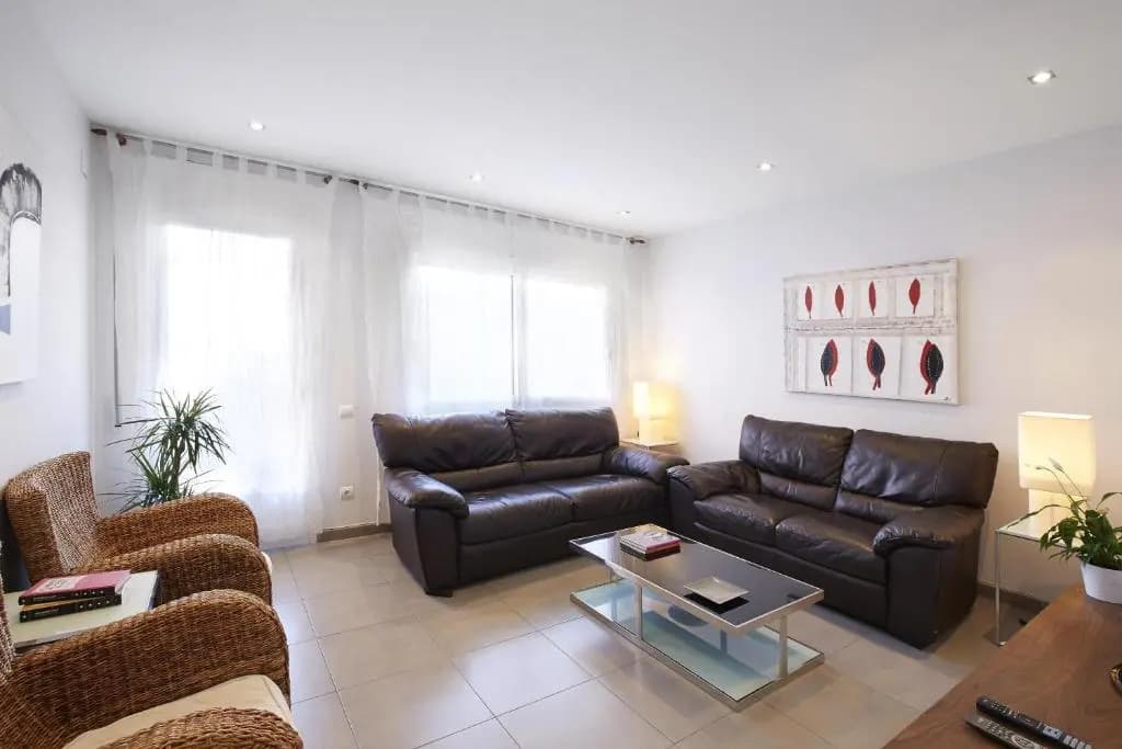 AinB Diagonal Francesc Macia Apartments - photo 12