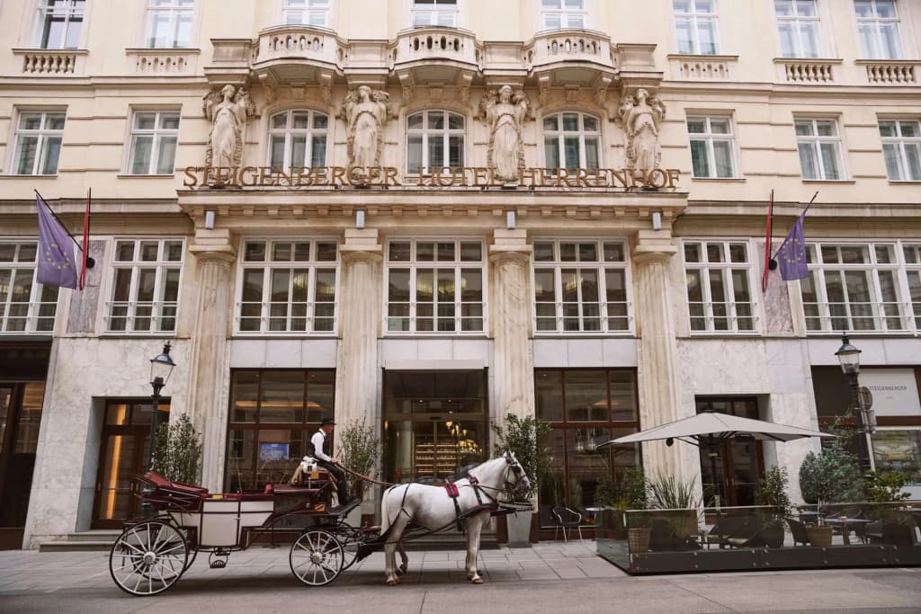 Steigenberger Hotel Herrenhof - main photo