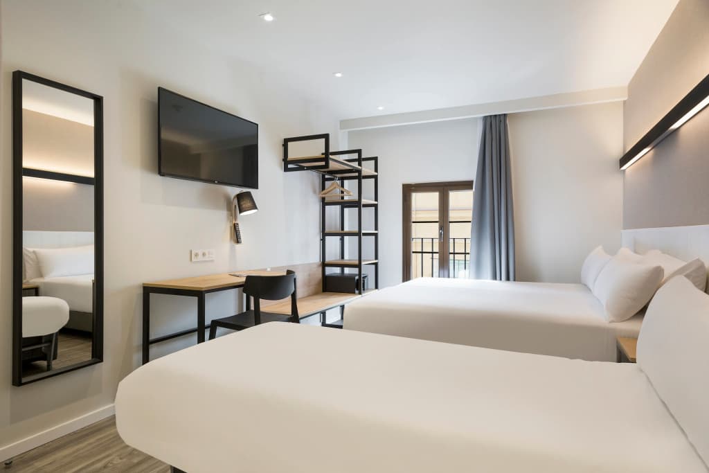 Hotel Acta BCN 40 - photo 3