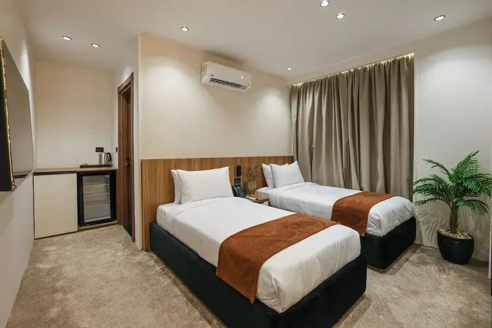 Royal Regency Hotel EG - photo 13