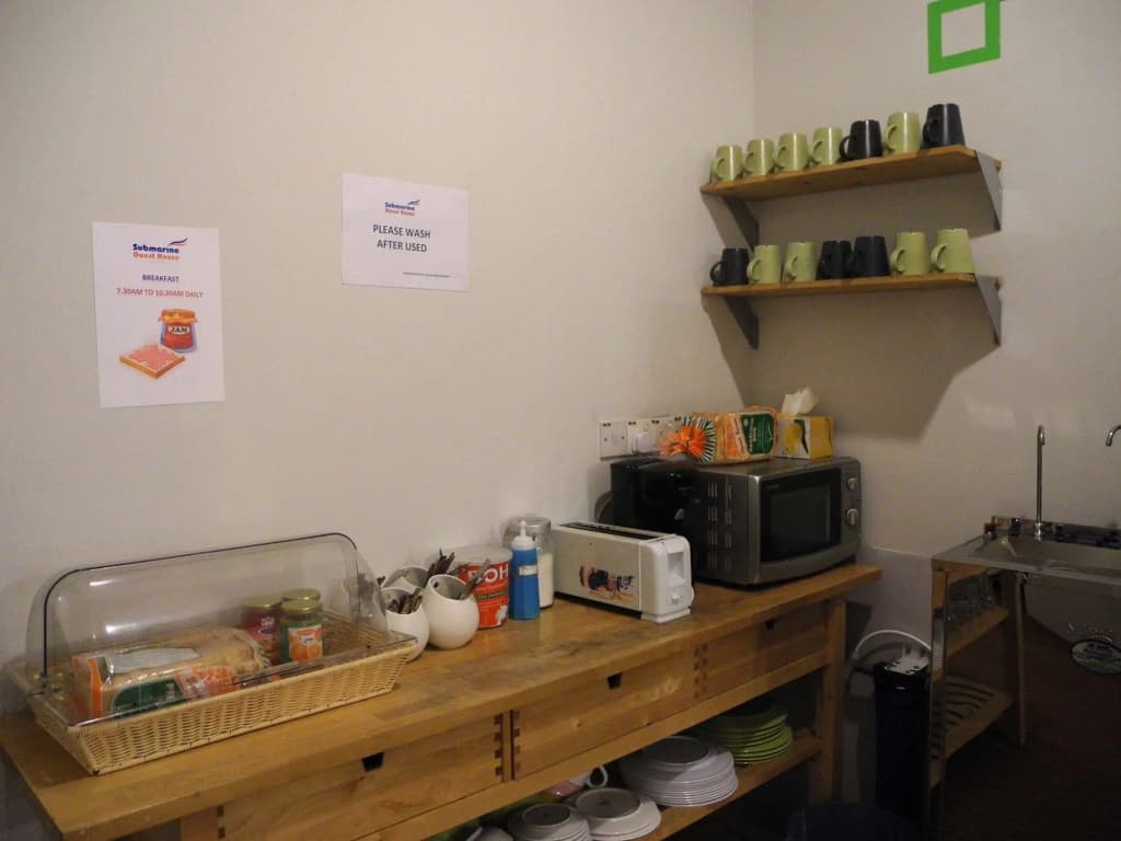 Submarine Guest House @ Chinatown - Hostel - photo 15