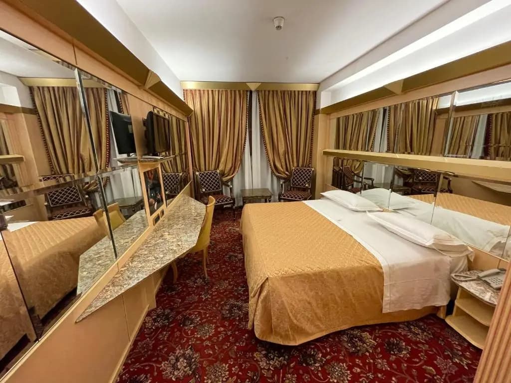 Hotel Wagner 4 STELLE - photo 2