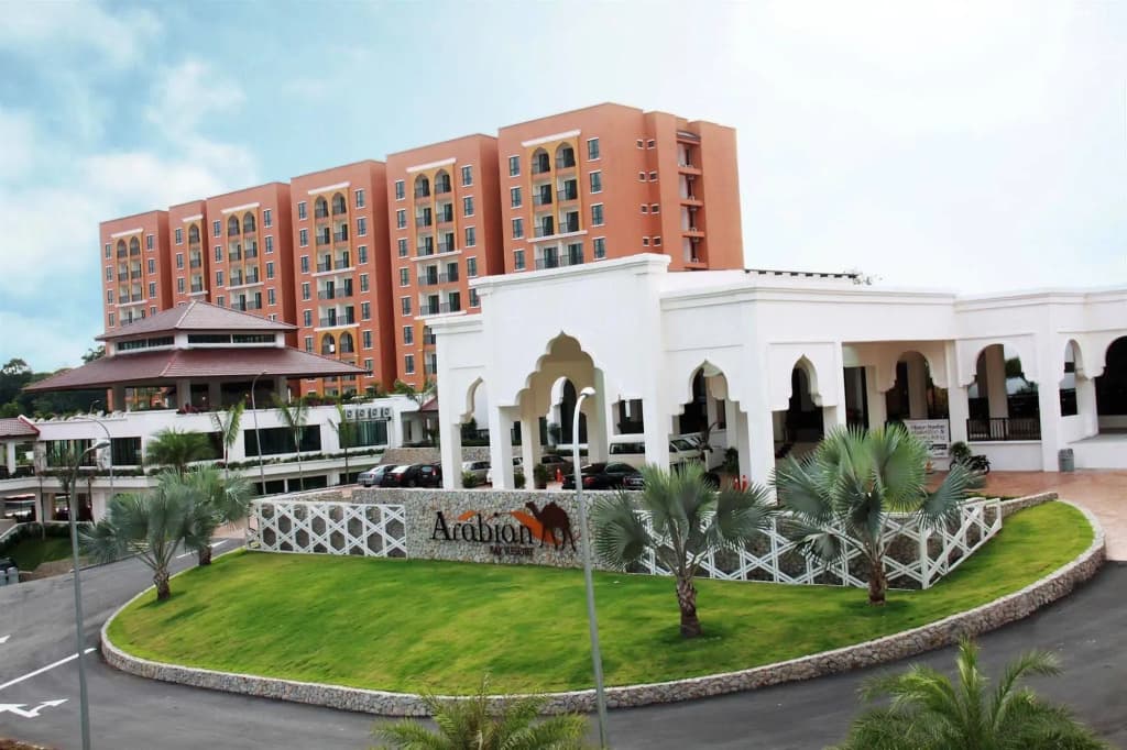 Arabian Bay Resort - Bukit Gambang Resort City - photo 1
