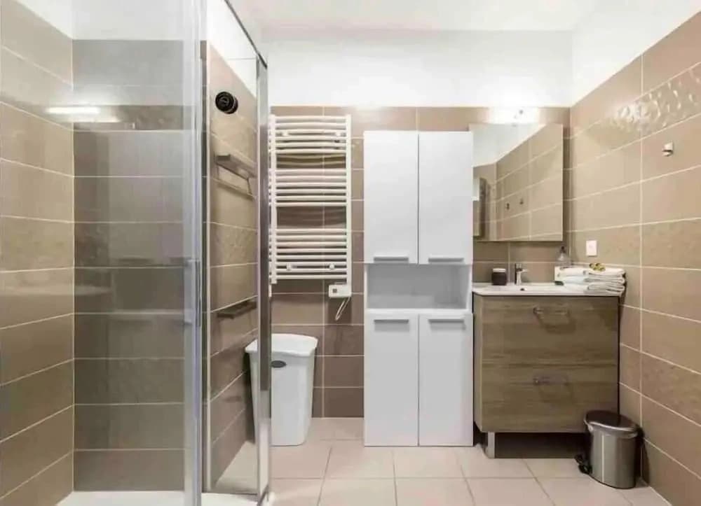 Q&R Renting - Suites Design Luxueuses - photo 8