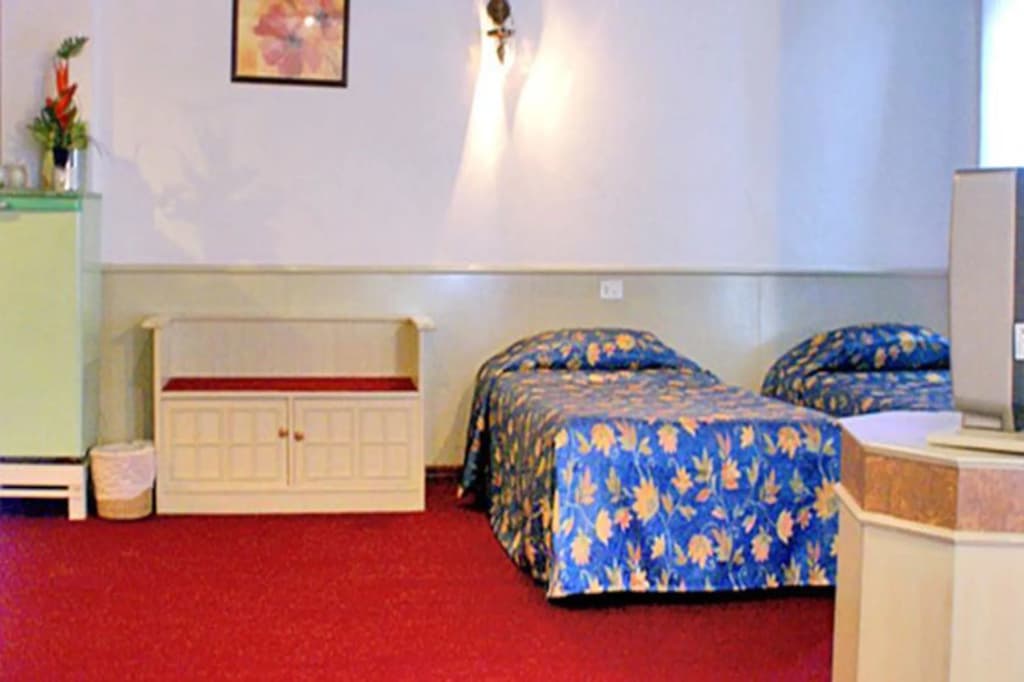 Royal Palace Hotel Pattaya - photo 6
