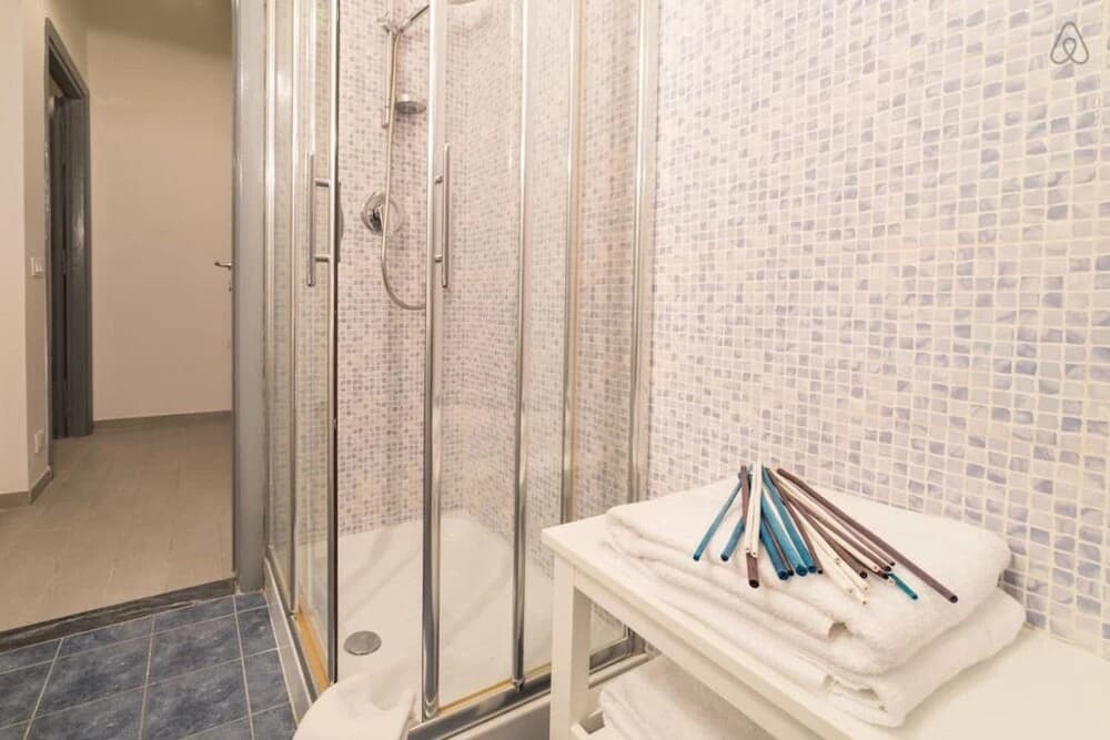 New Elegant Flat With Terrace - photo 8