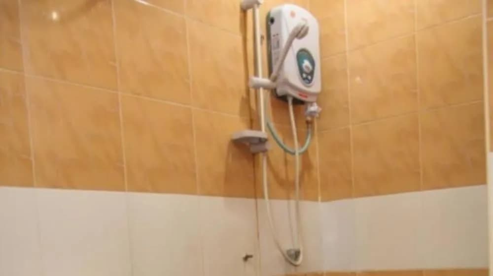 Highway Hotels - Rawang - photo 12