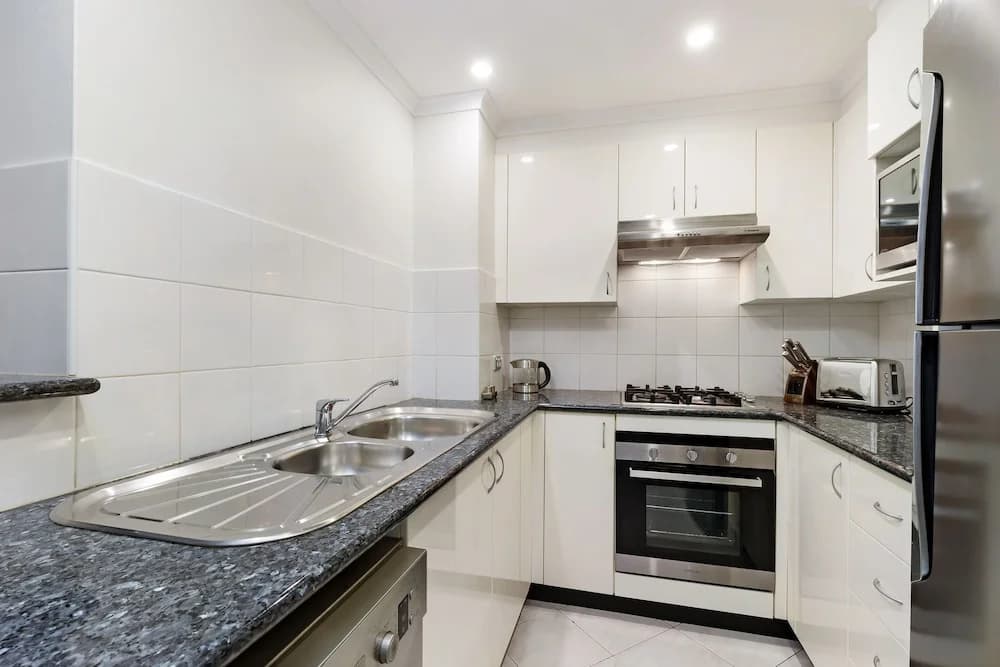Darlinghurst Modern 1 Bdr Apart 45 Pel - photo 8