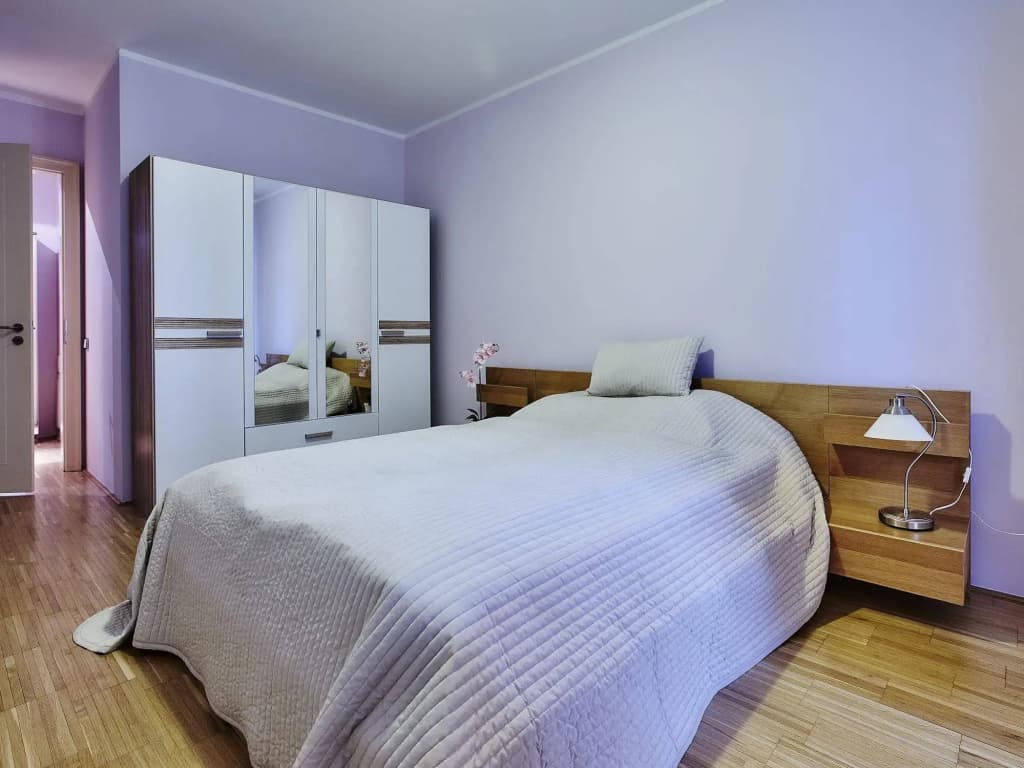 Waterfront Apartments - photo 4