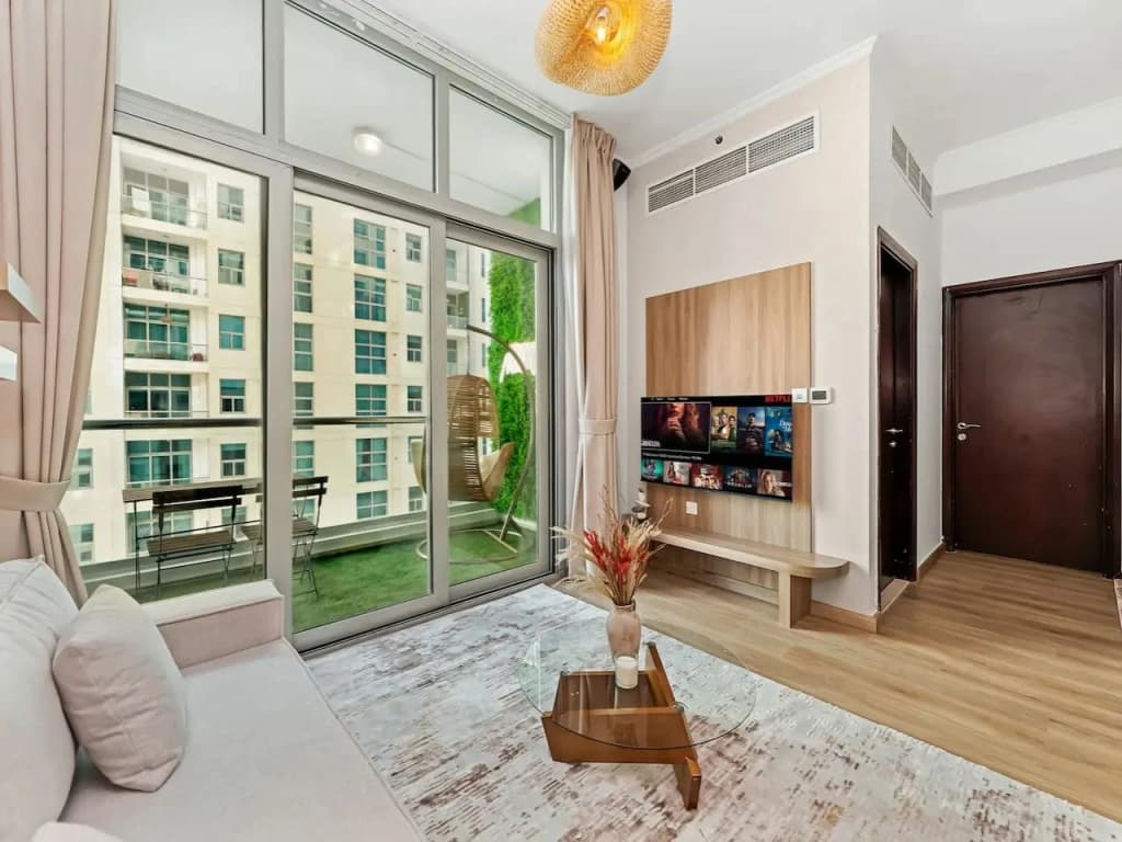 16th Floor Marina 1BR Sleeps 8 Near Beach Flat - photo 2