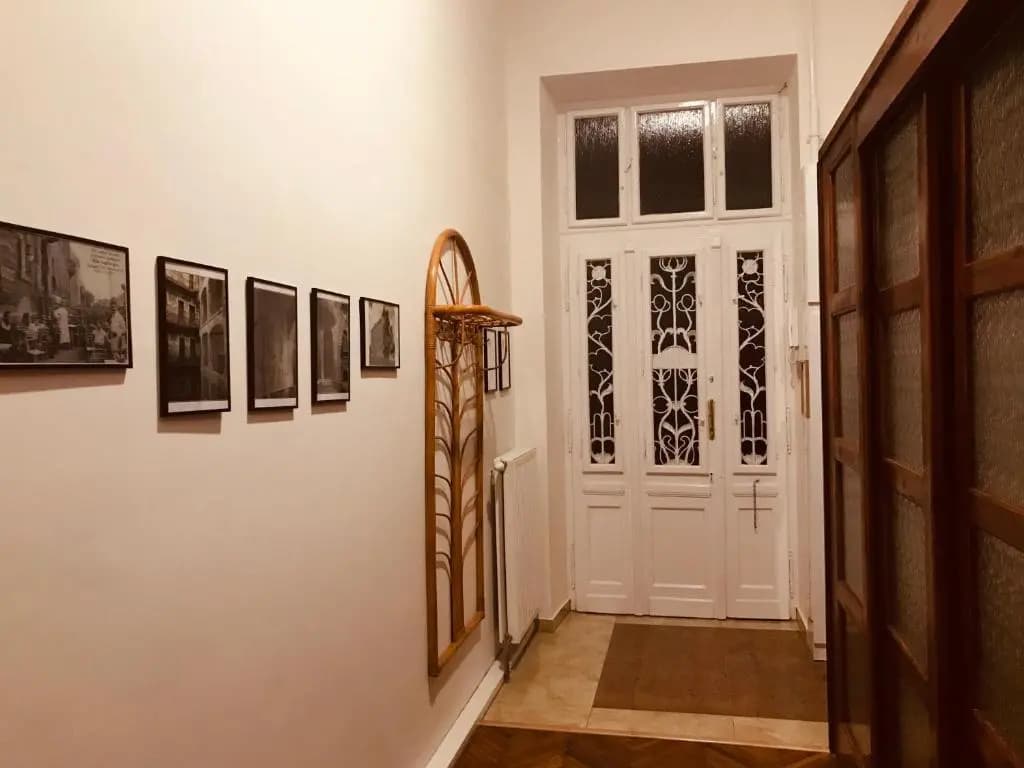 Szenes-House Apartman - photo 9