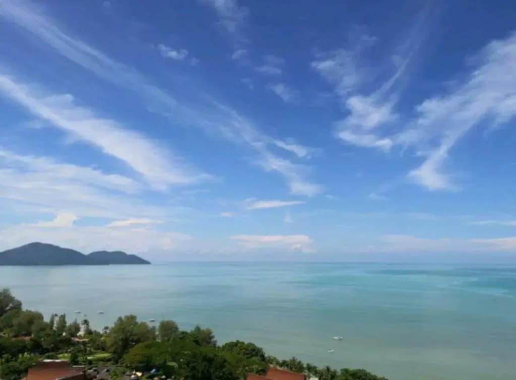 VIP Suite Seaview Batu Ferringhi 3 Rooms - 1202 - photo 26