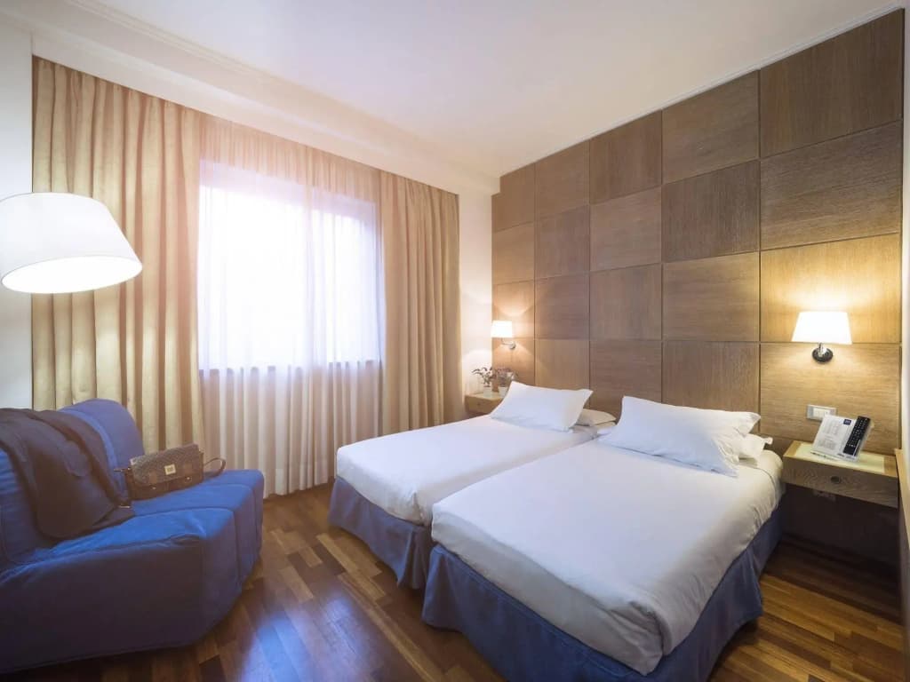 IH Hotels Firenze Business - photo 6