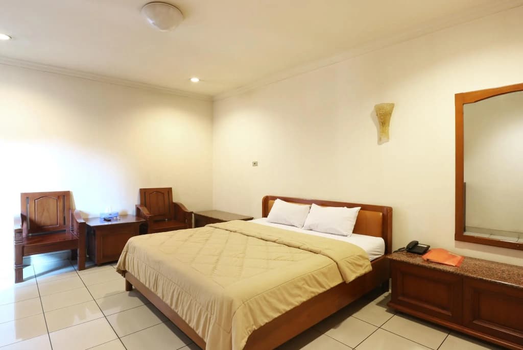 678 Hotel Cawang - photo 24
