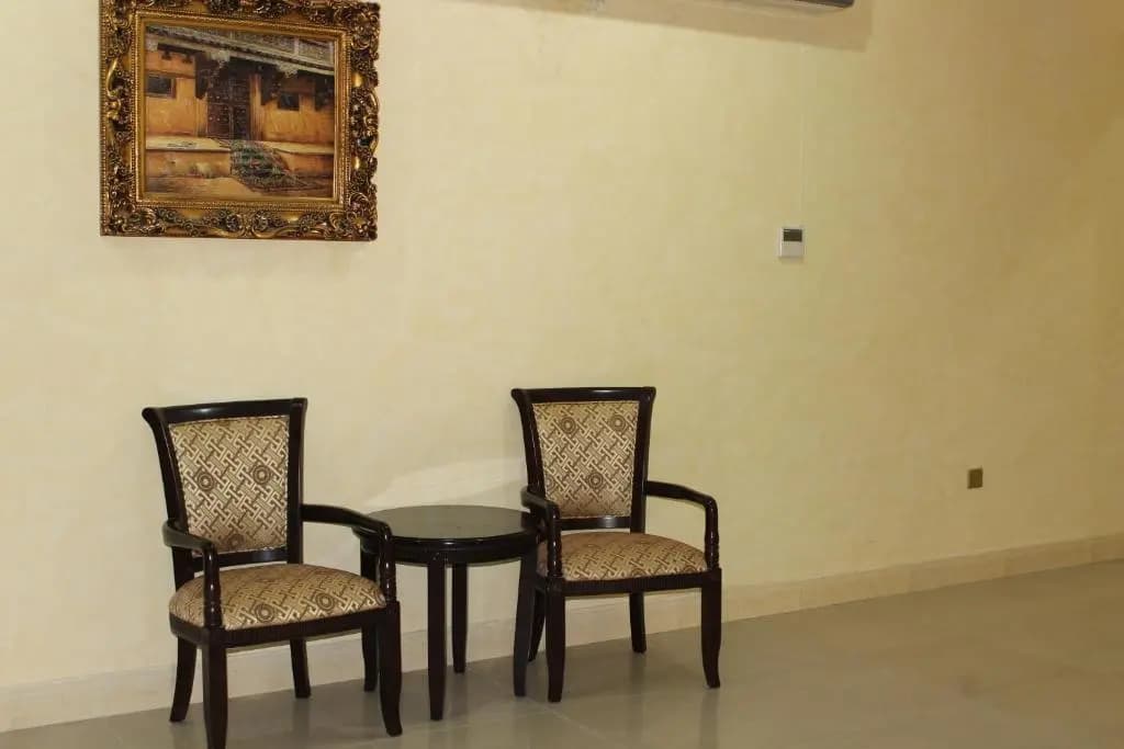 Gulf Crown Hotel Apartment - photo 9