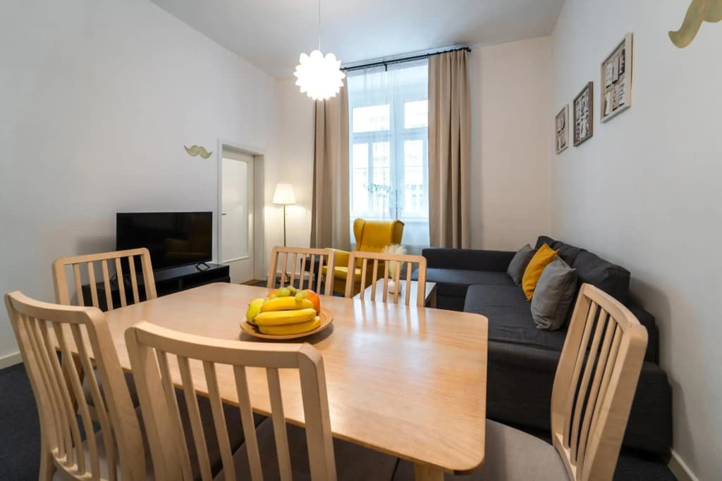 Little Tom Apartments - photo 1