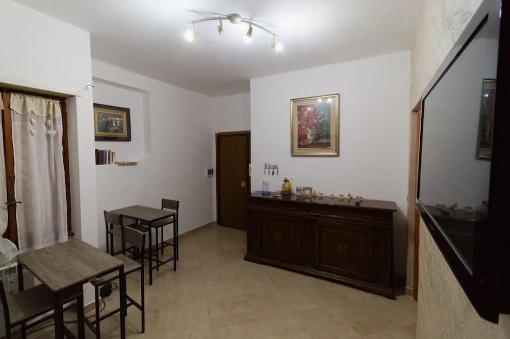 Mary's House - photo 3