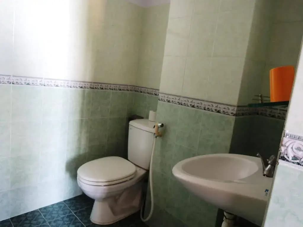 Ngan Pho Hotel - photo 9