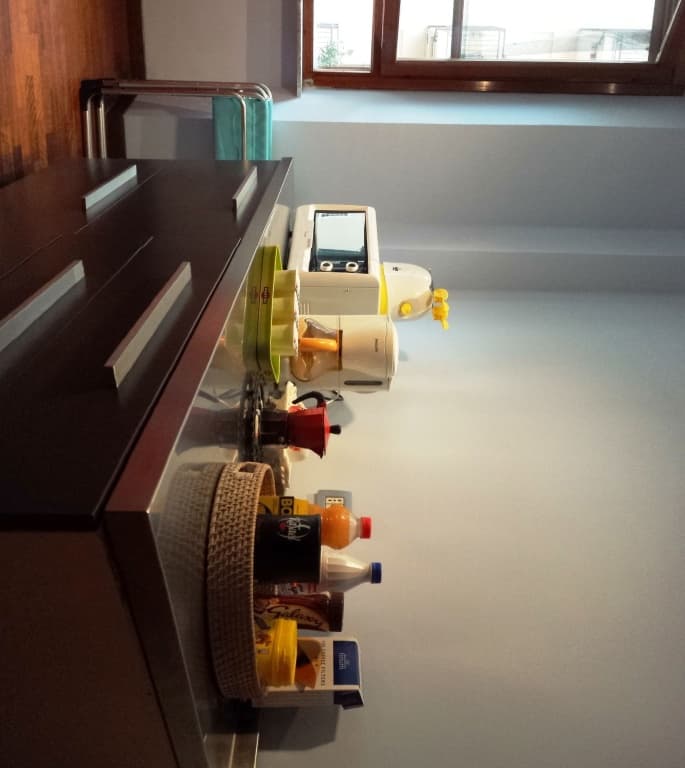 Emi's Guest House - photo 11