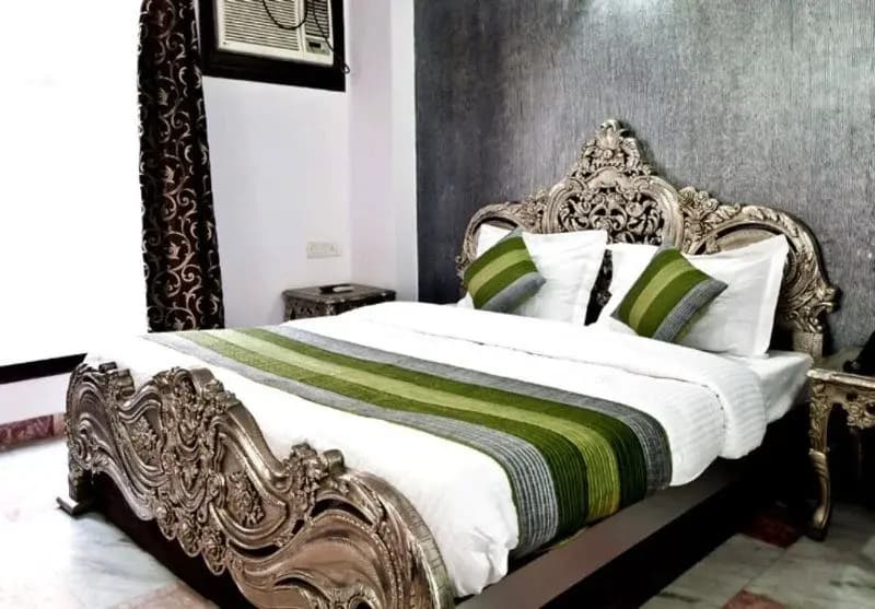Namaskar India Hotel - photo 2