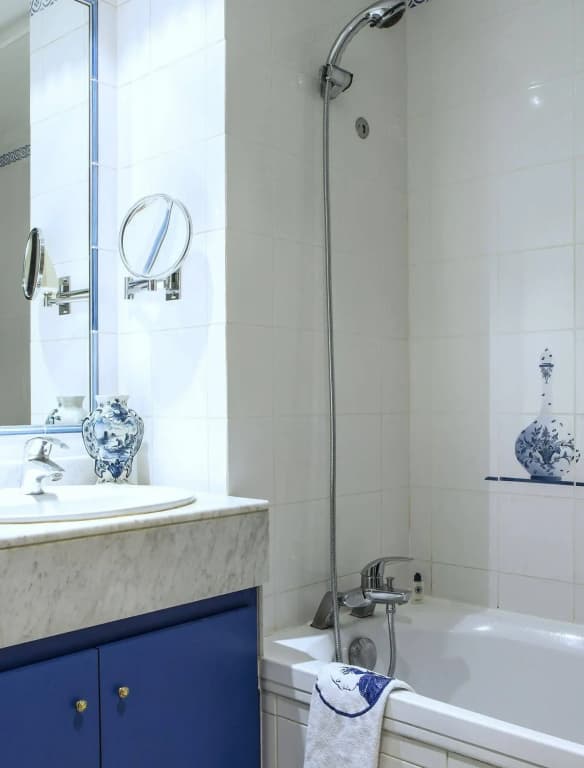 Hotel Caron de Beaumarchais - photo 8