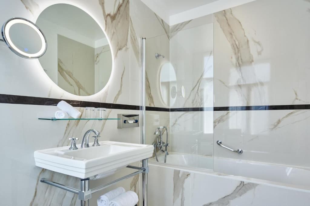 Hotel Westminster - photo 49