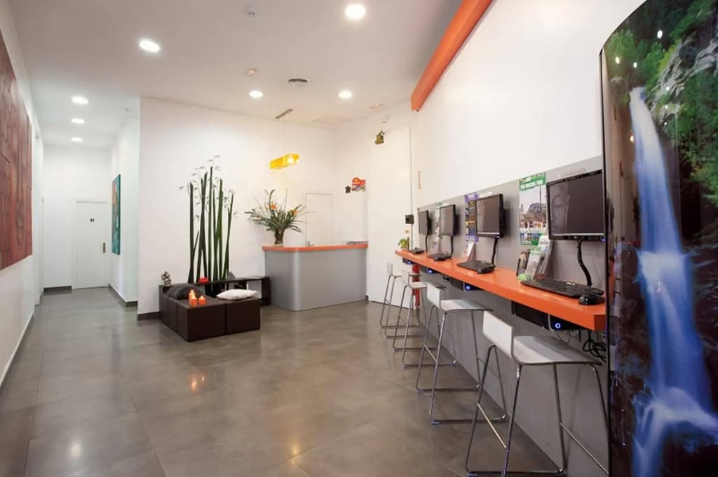 Hip Karma Hostel - photo 16