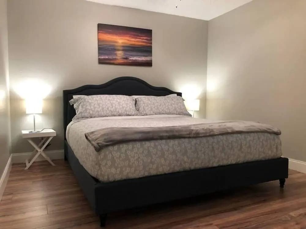 6150 Sandcrest · New! Walk to Universal. Sleep 9. Near Disney - photo 3